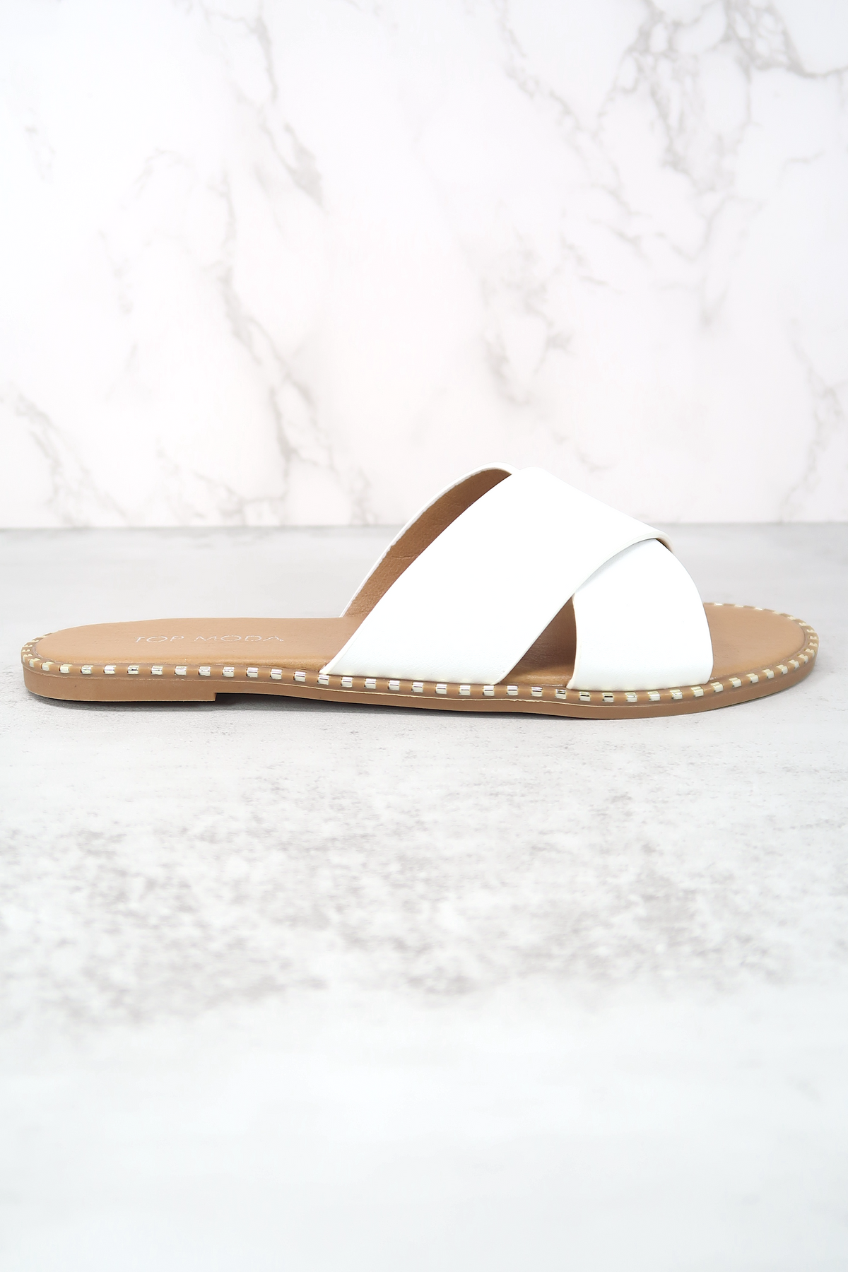 Women Open Toe Flat Fashion Cross Strap Sandals White