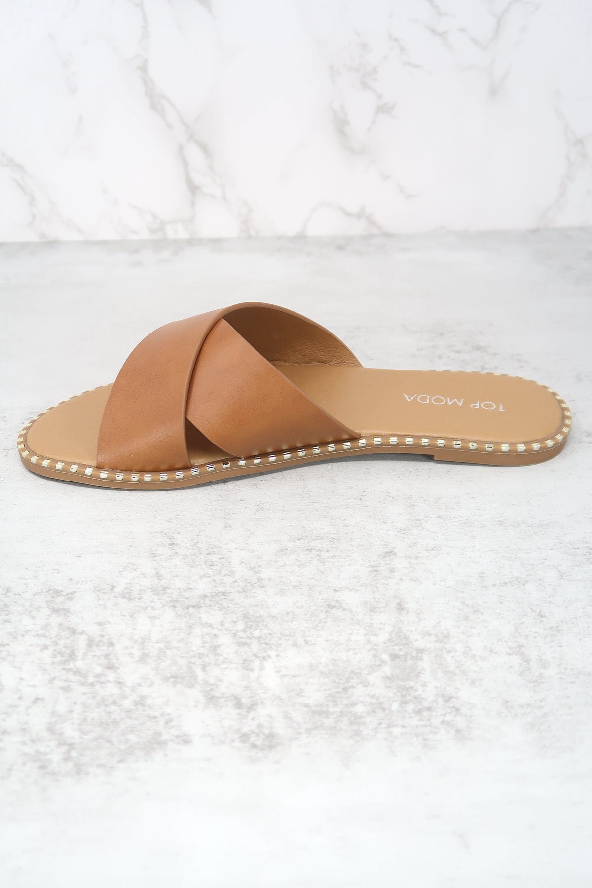 Women Open Toe Flat Fashion Cross Strap Sandals Tan