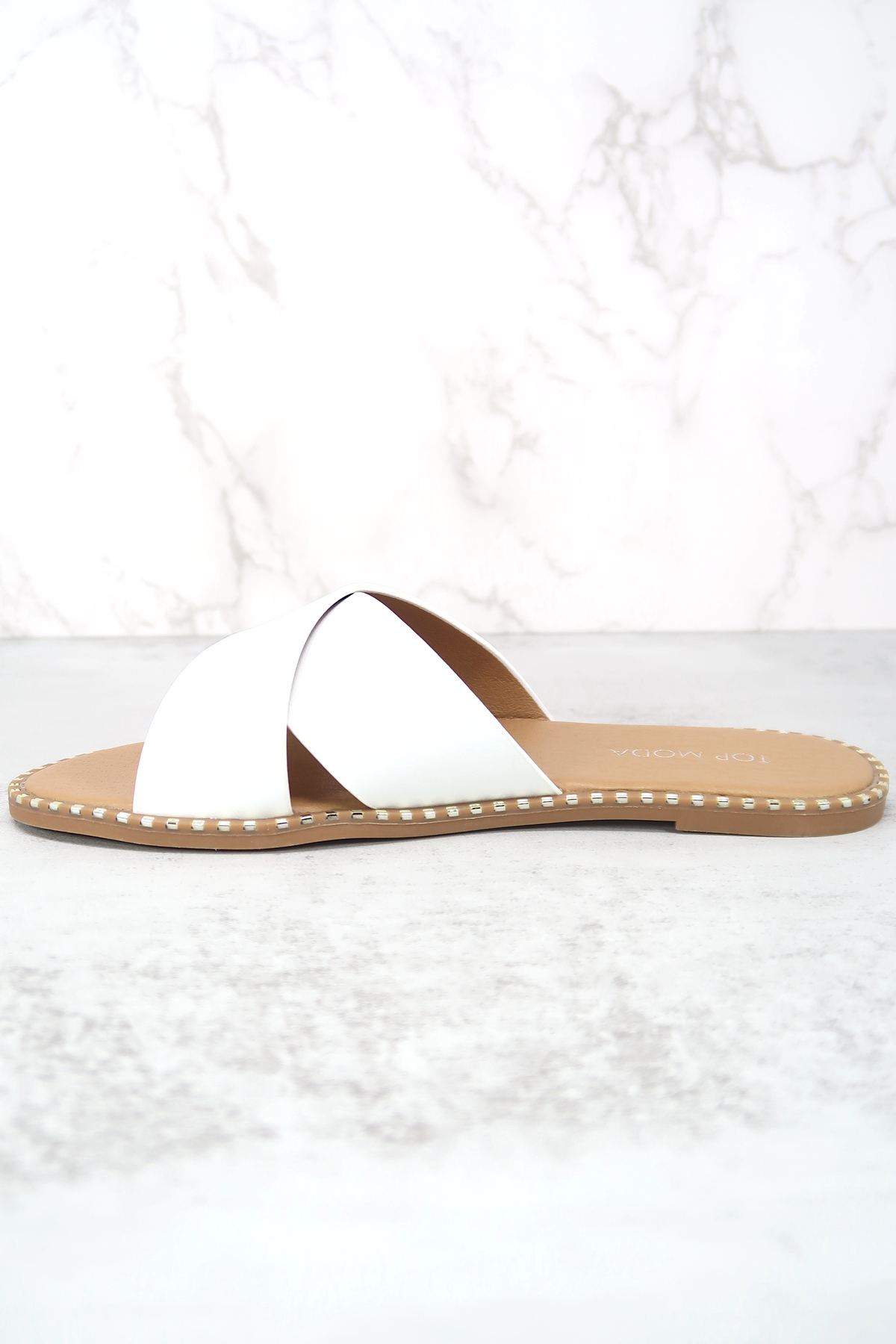 Women Open Toe Flat Fashion Cross Strap Sandals White